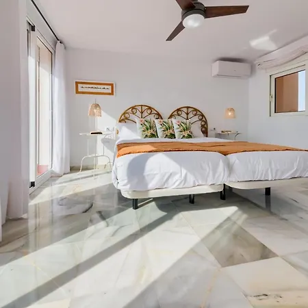 Lägenhet Holidays2Fuengirola Duplex 1St Line Sea, Terrace