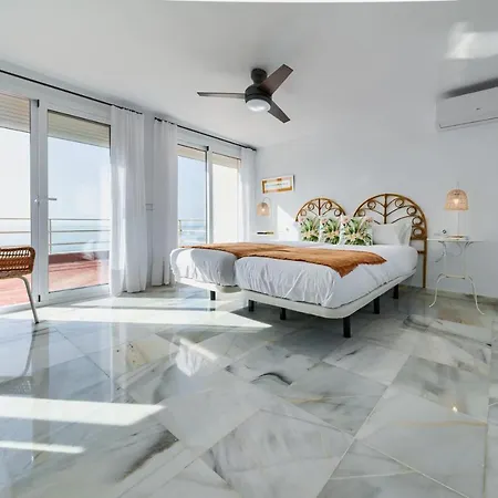 Apartment Holidays2fuengirola Duplex With Stunning Sea View, Terraces,1st Line Beside Port *