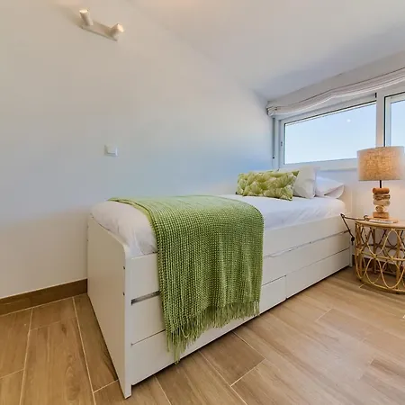 Holidays2fuengirola Duplex With Stunning Sea View, Terraces,1st Line Beside Port *