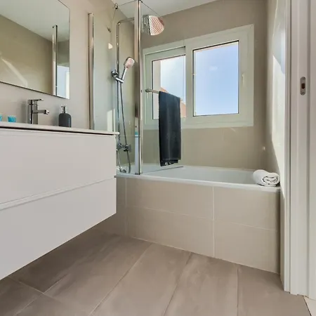 Holidays2Fuengirola Duplex 1St Line Sea, Terrace * فوينخيرولا