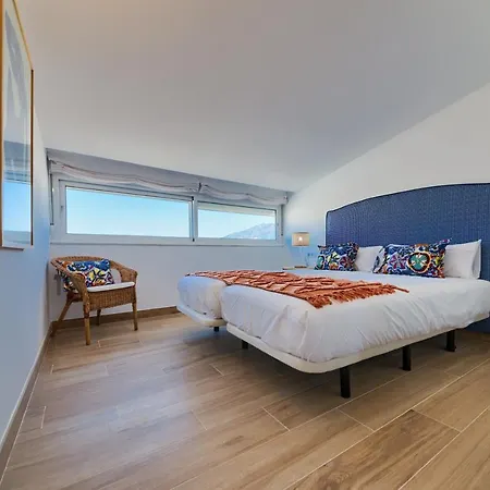 Holidays2fuengirola Duplex With Stunning Sea View, Terraces,1st Line Beside Port Appartement Fuengirola
